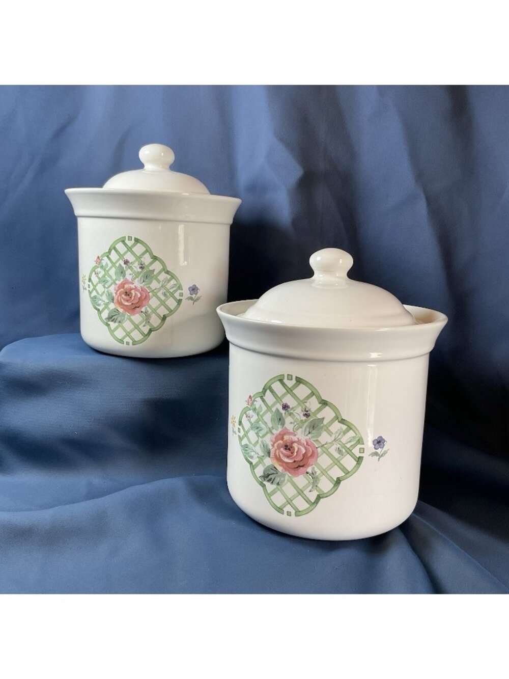 Pfaltzgraff Floral Lattice Canister Set w Lids Vintage Kitchen Storage Pair